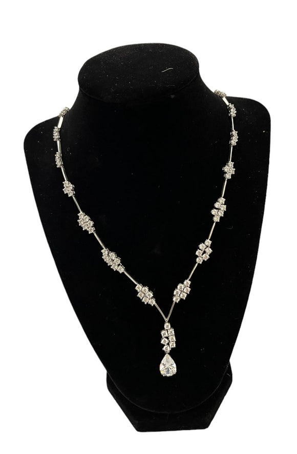 Jewelry crystal necklace